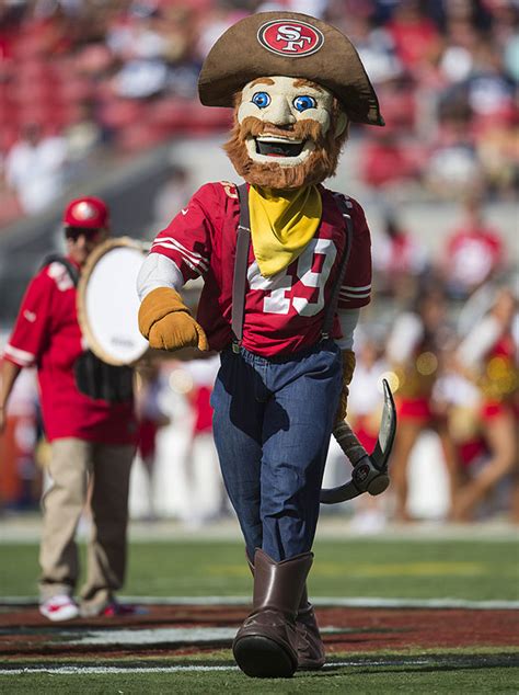 Sourdough sam mascot - Oct 4, 2022 · The mascot then drops to the floor after just one punch Boxing has been one of the sports earmarked for him, and Diaz showed off his skills in a viral video. The 37-year-old was pictured flooring San Francisco 49ers mascot Sourdough Sam in a single punch to win his "first post-UFC fight."